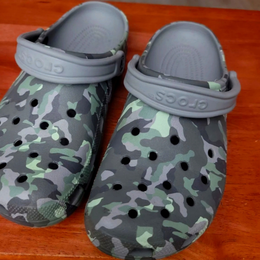 Ladies Camo Crocs size 10